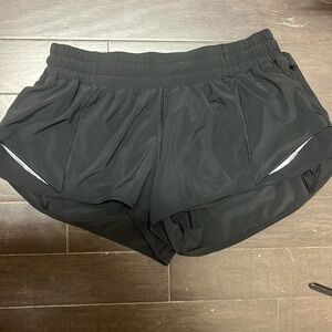 Black lulu shorts size 4